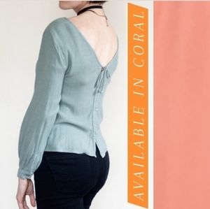 Cloth & Stone | Buttonback Blouse in coral